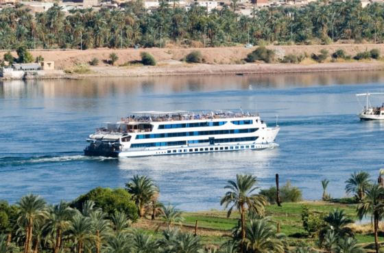4-Night Luxary Nile Cruise: Explore the Timeless Highlights of Luxor and Aswan